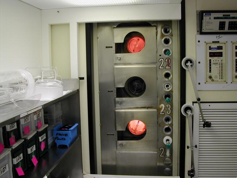 廠(chǎng)房環(huán)境(圖1)